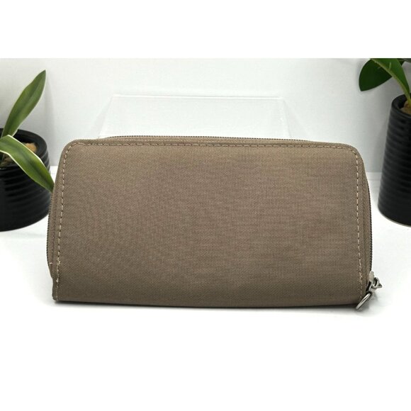 Travelon RFID Blocking Wallet Zippered Organizer Poly/Tan & Teal - Picture 2 of 6